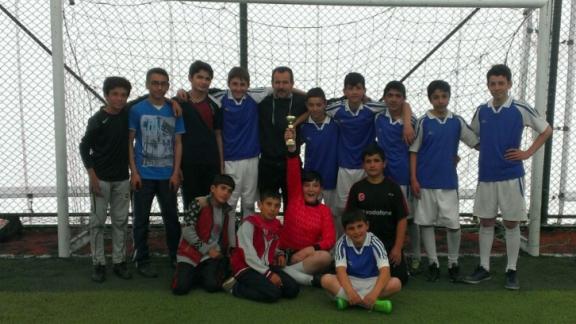 Ortaokullar Arası Futbol Turnuvası Tamamlandı